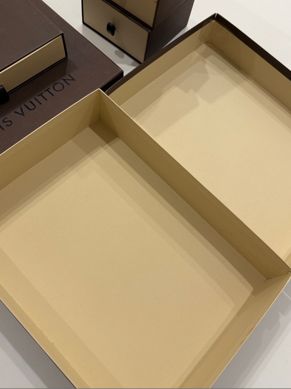 Louis Vuitton Vintage Brown Large Box - Authentic - Picture 3 of 6